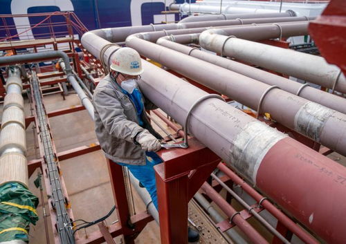 生產(chǎn)任務(wù)重，上海激光管廠春節(jié)期間萬余人加班趕工